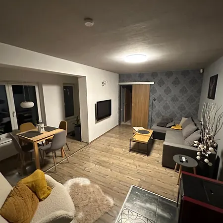 Vakantiehuis Prazdninovy Dum U Lesa